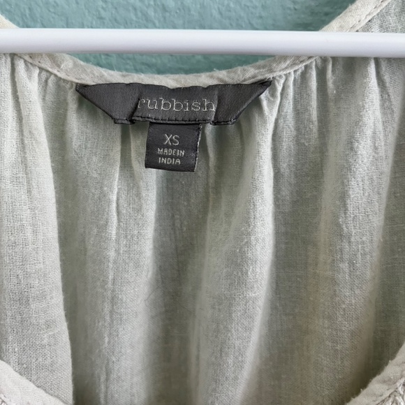 White Flowy Tank - Picture 3 of 3